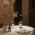 فندق Adora Luxury