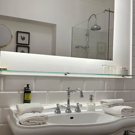 호텔 Adora Luxury 4*