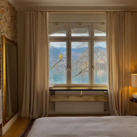 Adora Luxury