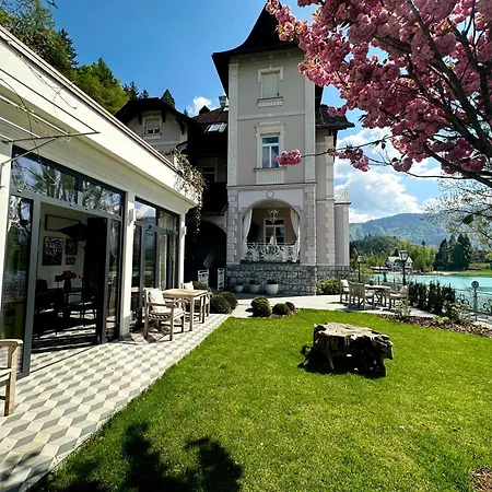 Adora Luxury Bled