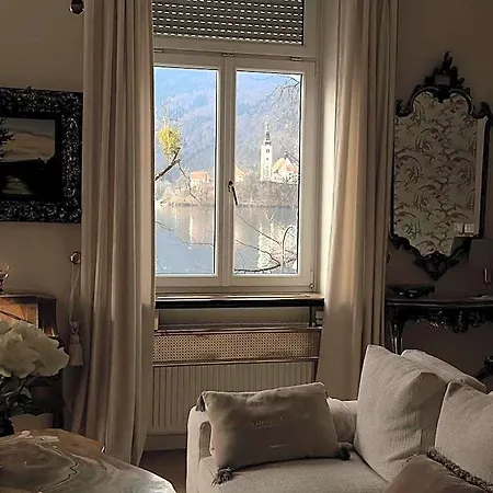 Adora Luxury