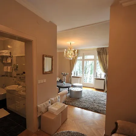 Szálloda Adora Luxury 4*