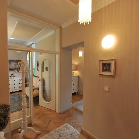 Szálloda Adora Luxury