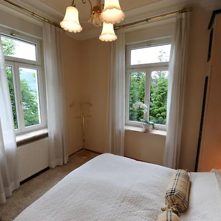 Adora Luxury Bled
