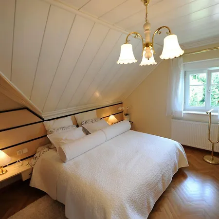 Adora Luxury 4* Μπλεντ