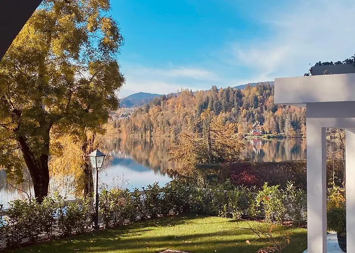 מלון Adora Luxury 4*