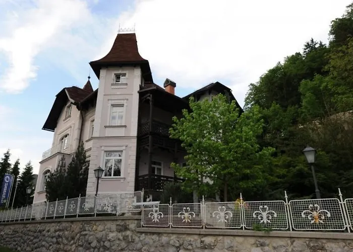 Hotel Adora Luxury 4*