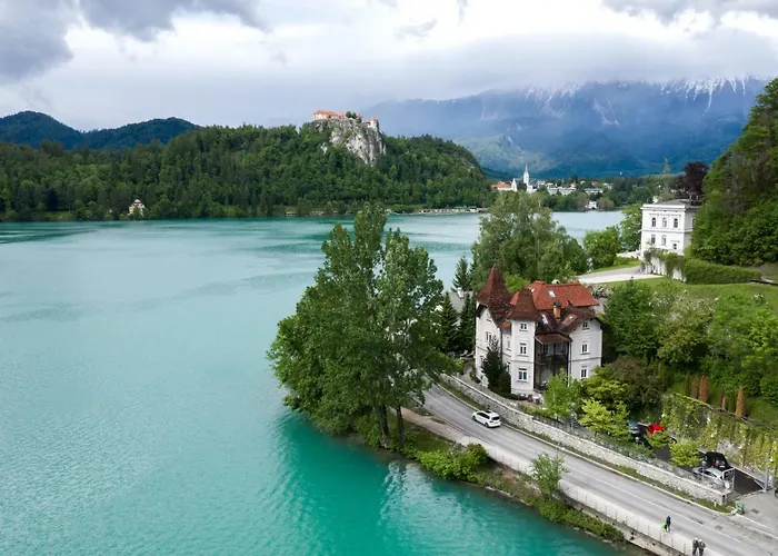 Adora Luxury Hotel 4*